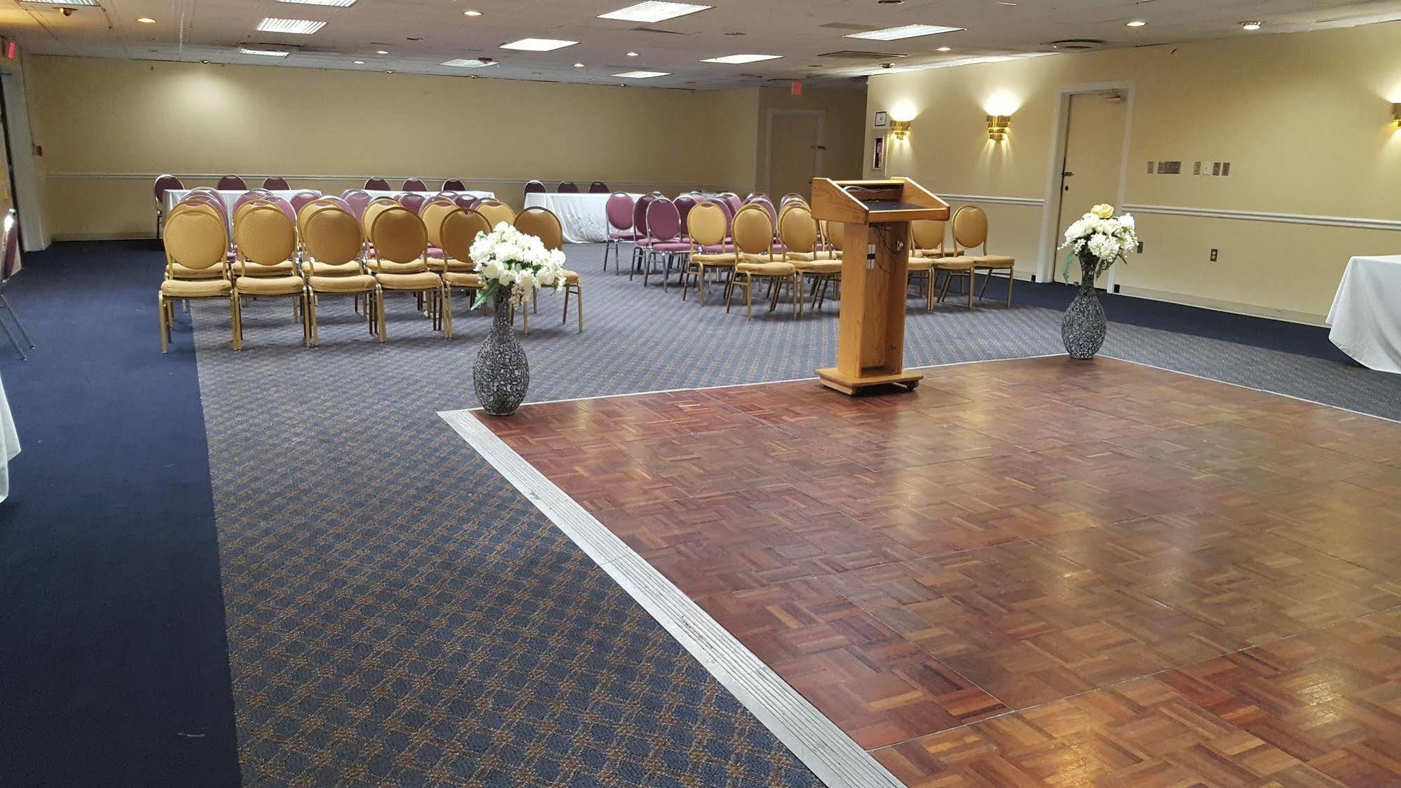 לאורל Northeast Garden Inn מראה חיצוני תמונה